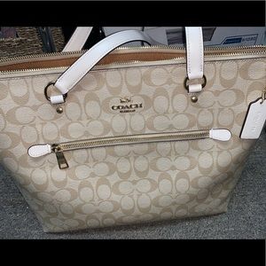 Coach large satchel (zip up)